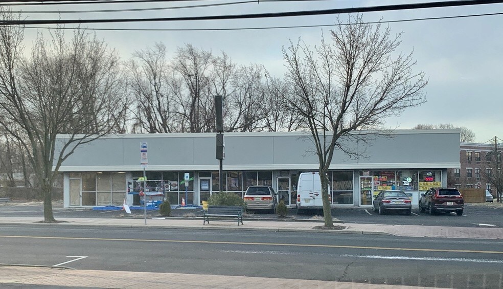 Primary Photo Of 997-1005 Amboy Ave, Edison Freestanding For Lease