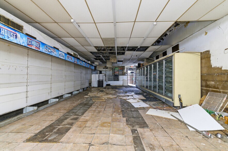 More Photos Of 1081-1087 Mt Vernon ave, Columbus Flex For Sale