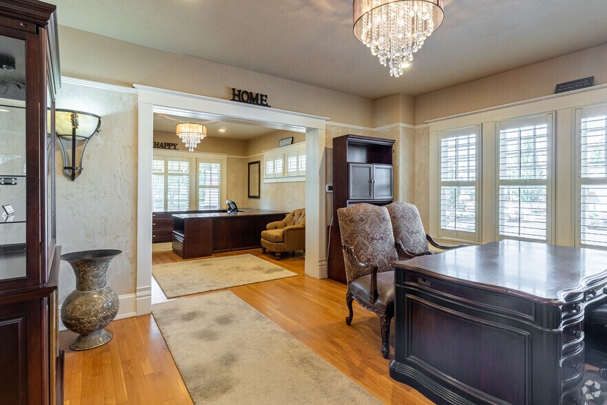 More Photos Of 16408 SE Mill Plain Blvd, Vancouver Office For Sale