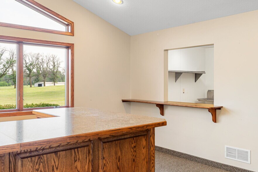More Photos Of 3700 11th Pl NE, Austin Lodge Meeting Hall For Sale