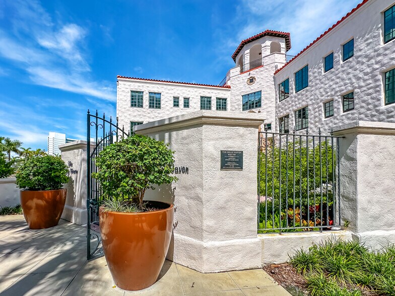 More Photos Of 601 Quay Commons, Sarasota Office For Sale