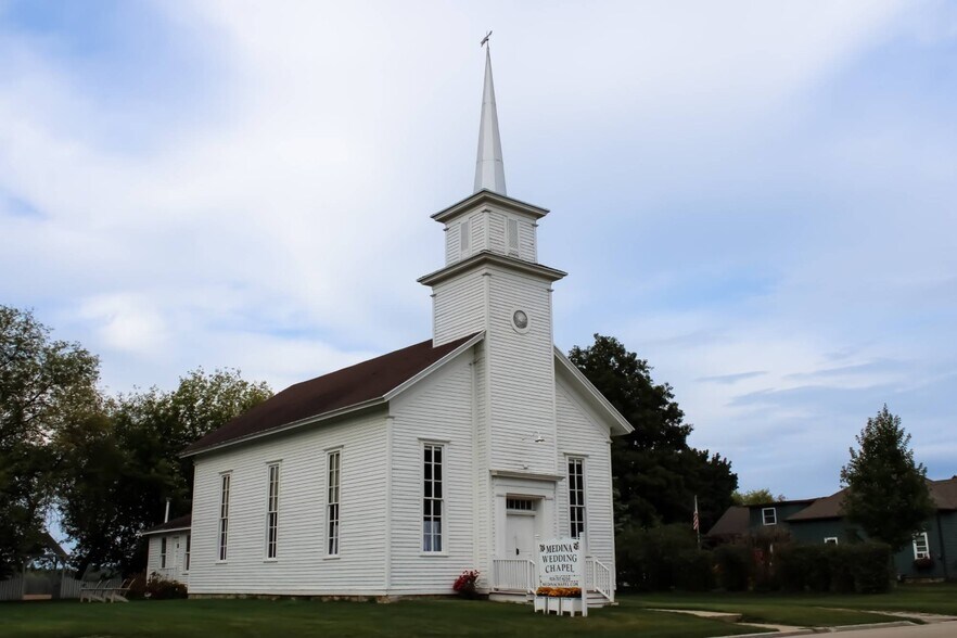 Primary Photo Of W8832 WI-96, Hortonville Religious Facility For Sale