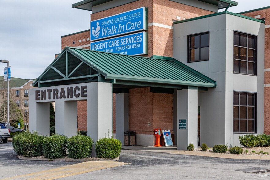 1225 Fairway St, Bowling Green, KY 42103 Medical Office