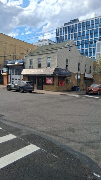 More Photos Of 290 Barbey St, Brooklyn Storefront Retail Residential For Lease