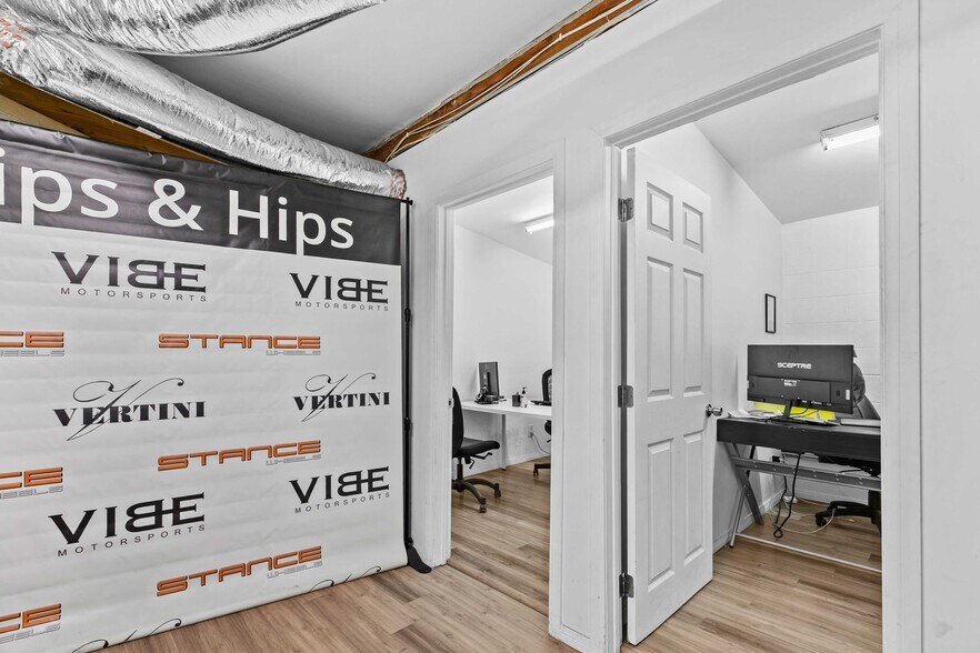 More Photos Of 3133 W Burbank Blvd, Burbank Coworking Space