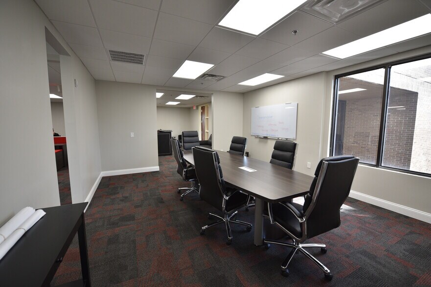 More Photos Of 234 N Westmonte Dr, Altamonte Springs Office For Lease