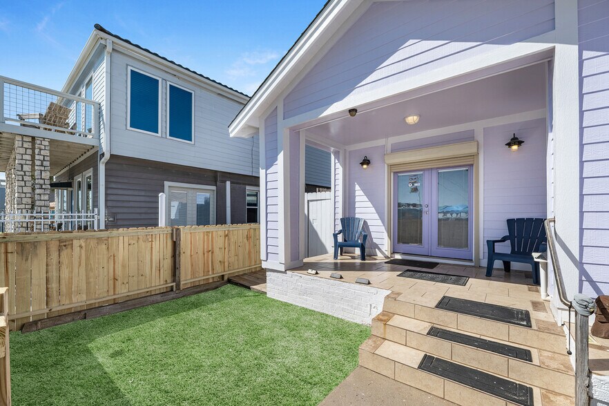 More Photos Of 3102 Avenue S, Galveston Specialty For Sale