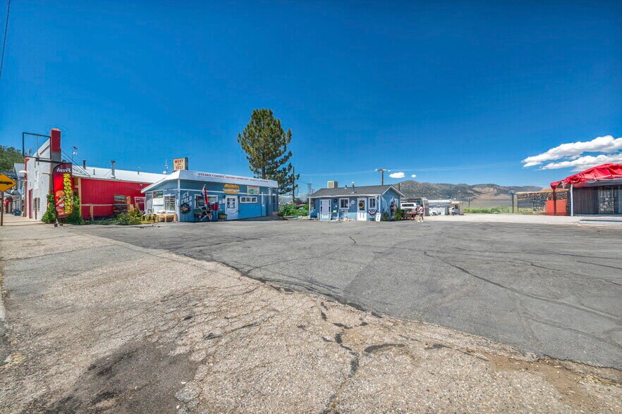More Photos Of 198 Main St, Bridgeport Restaurant For Sale