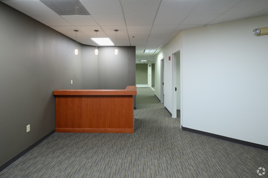 More Photos Of 51 Haddonfield Rd, Cherry Hill Office For Lease
