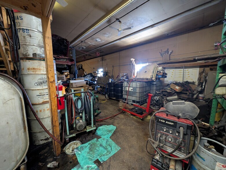More Photos Of 1100 Weise St, Green Bay Auto Dealership For Sale