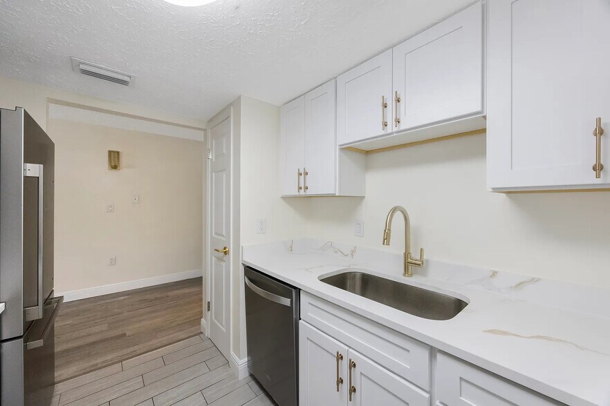 More Photos Of 3111 W Horatio St, Tampa Apartments For Sale