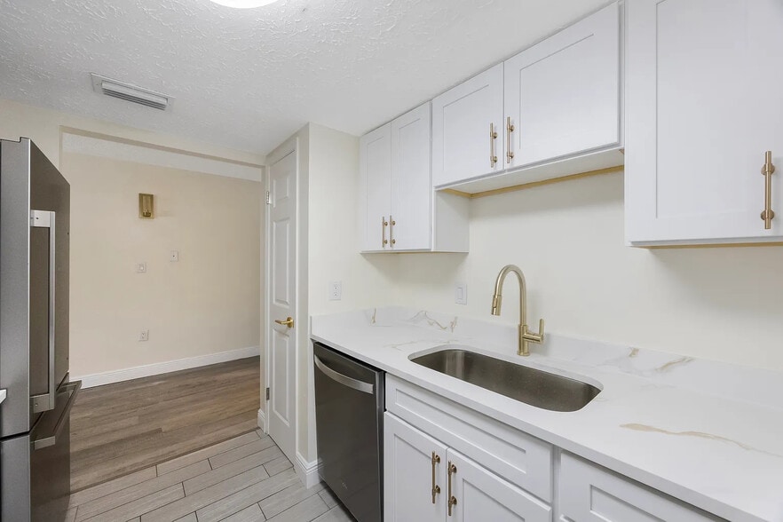 More Photos Of 3111 W Horatio St, Tampa Apartments For Sale