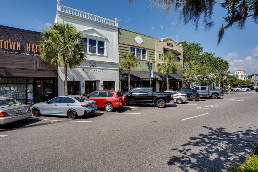 More Photos Of 2002-2006 San Marco Blvd, Jacksonville Storefront Retail Office For Sale