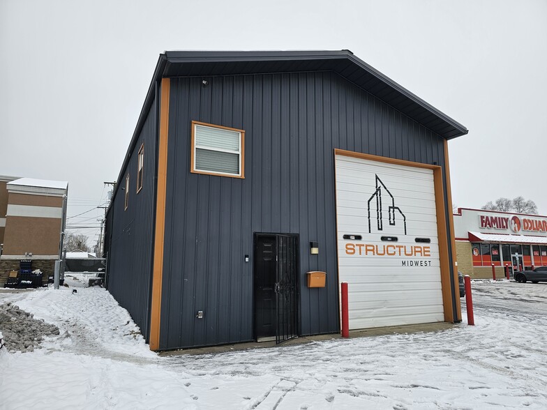 Primary Photo Of 2117 W Morris St, Indianapolis Warehouse For Lease