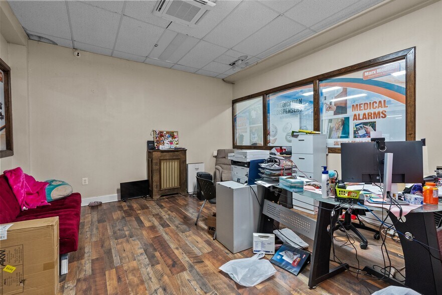 More Photos Of 2814-2818 E Allegheny Ave, Philadelphia Storefront Retail Office For Lease