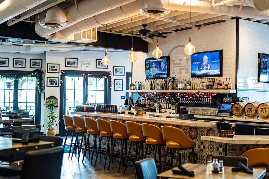 More Photos Of 201 Avenida del Mar, San Clemente Unknown For Lease