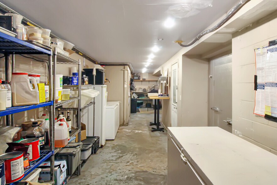 More Photos Of 325-327 Stuyvesant Ave, Brooklyn Storefront Retail Residential For Lease