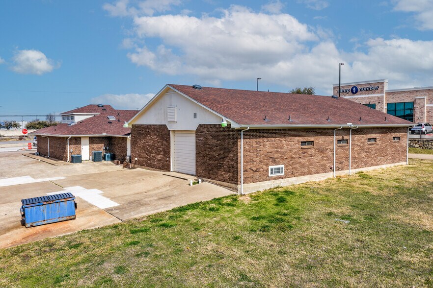 More Photos Of 801 E Interstate 30, Rockwall Freestanding For Sale