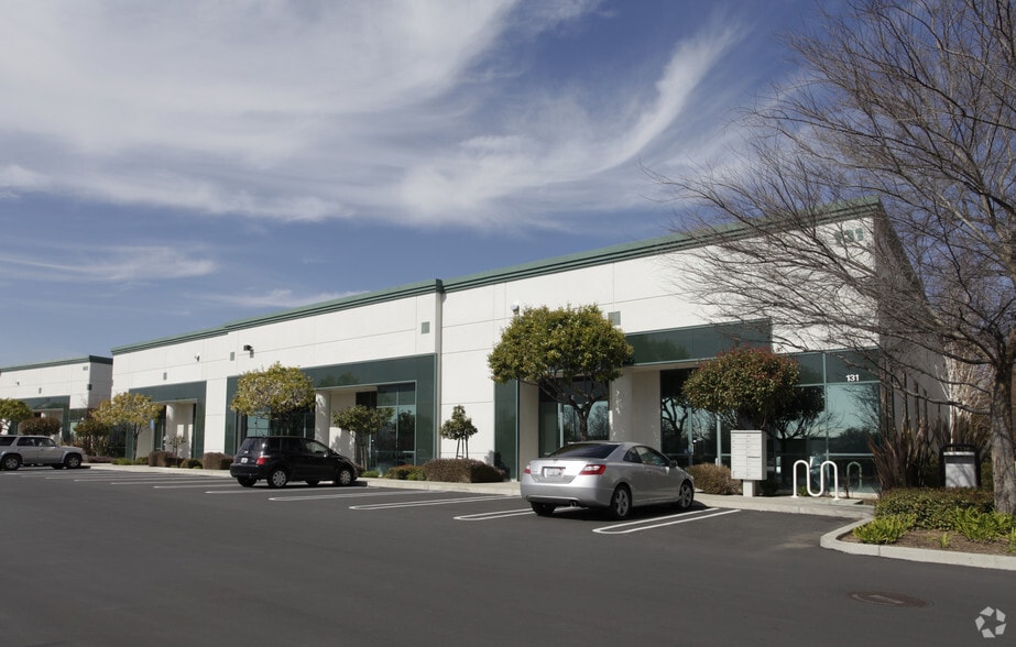 More Photos Of 131 Sand Creek Rd, Brentwood Research And Development For Lease