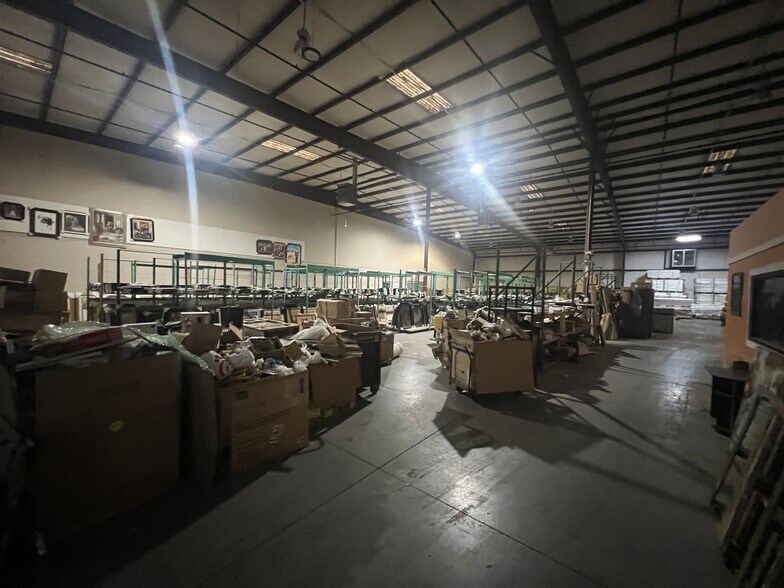 More Photos Of 740 Veterans Memorial Hwy SE, Mableton Warehouse For Lease