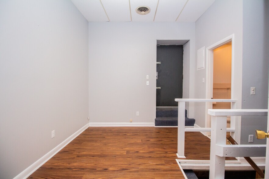 More Photos Of 2329 Massachusetts Ave, Cambridge Storefront Retail Office For Lease