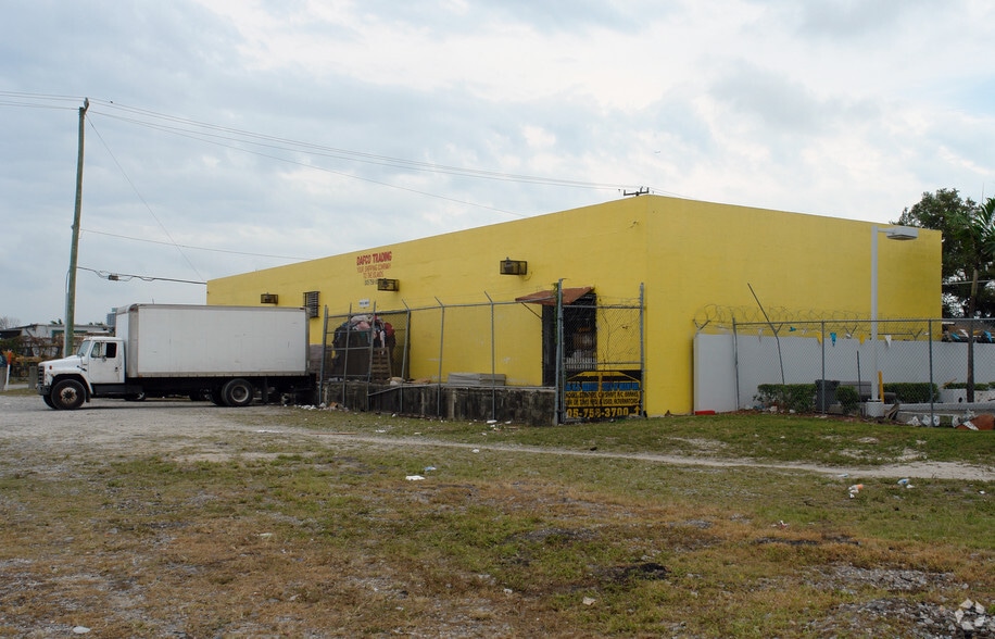 More Photos Of 7230 NE Miami Ct, Miami Warehouse For Sale