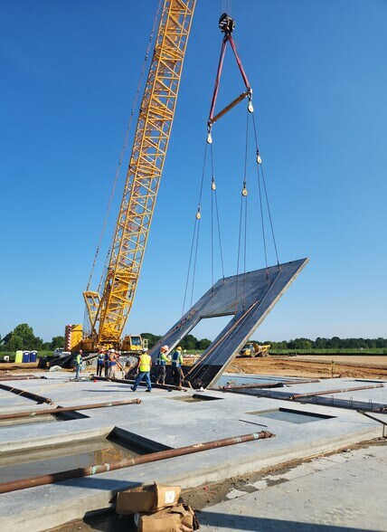 More Photos Of 000 US-301 Hwy, Dunn Unknown For Lease