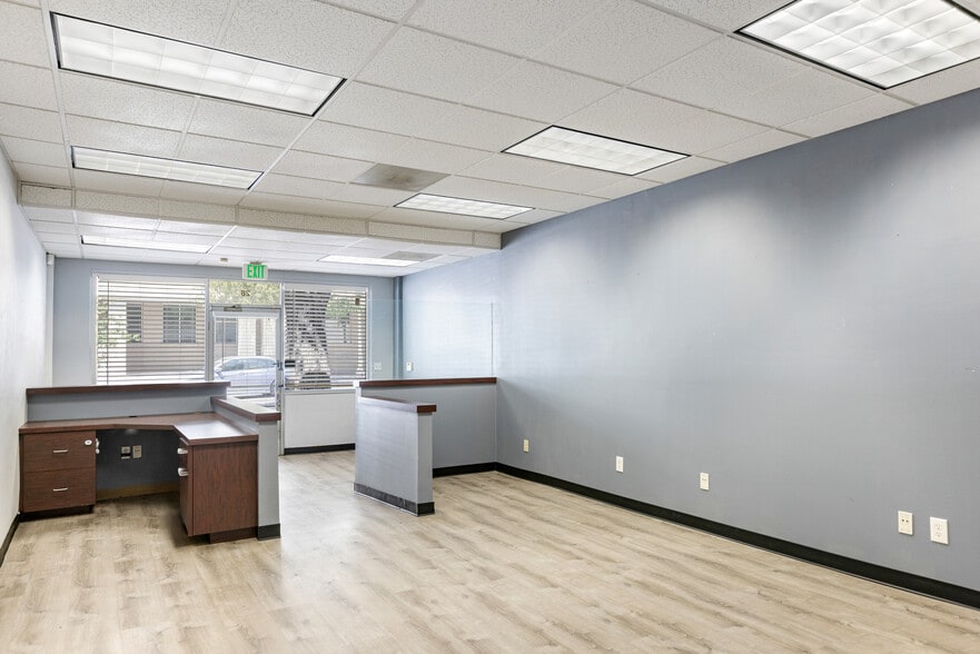 More Photos Of 28 N Los Robles Ave, Pasadena Office For Lease