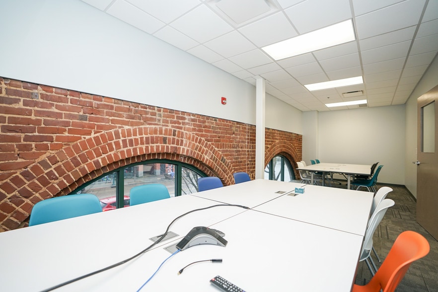 More Photos Of 325 Market St, Chattanooga Medical For Lease