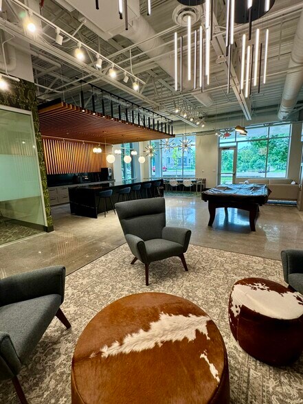 More Photos Of 1515 Central Pky, Eagan Medical For Lease