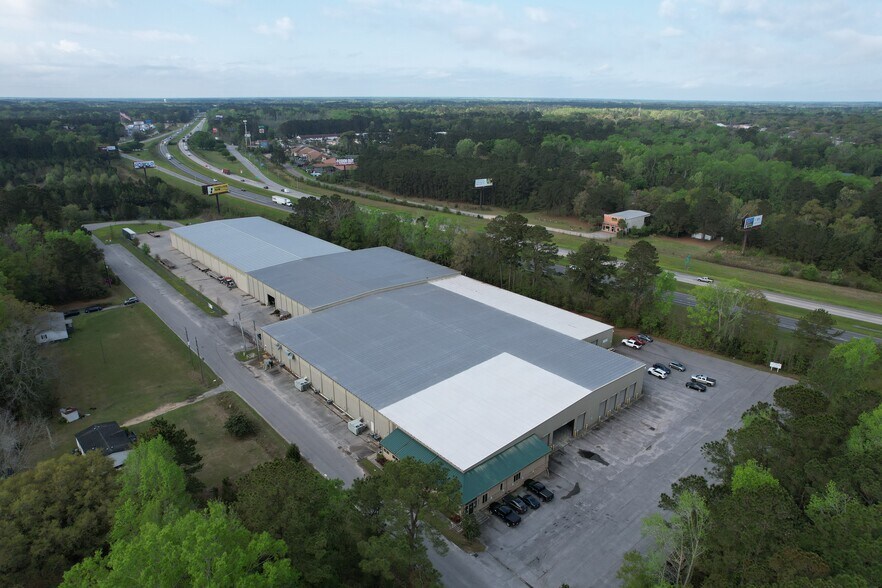 Primary Photo Of 58 Firefly Dr, Ridgeland Warehouse For Sale