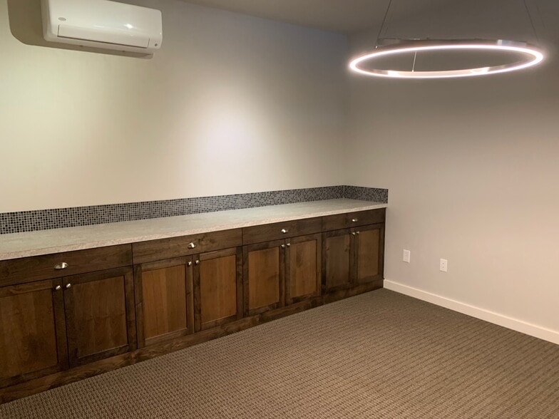 More Photos Of 1905 N Wildwood St, Boise Office For Lease