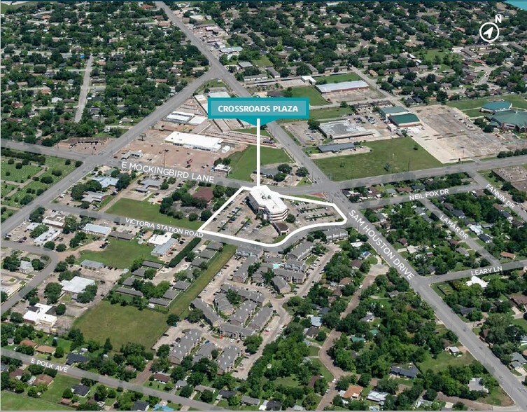 More Photos Of 1501 E Mockingbird Ln, Victoria Office For Lease