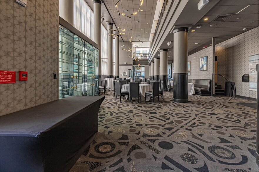 More Photos Of 125 E Main St, Rochester Hotel For Lease