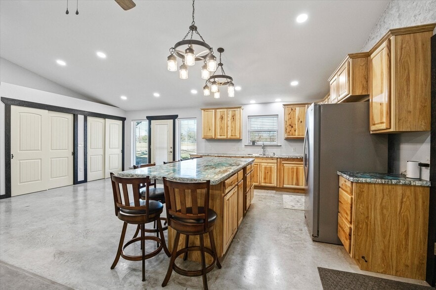 More Photos Of 7703 Prairie Creek Ln, Tolar Contractor Storage Yard For Sale