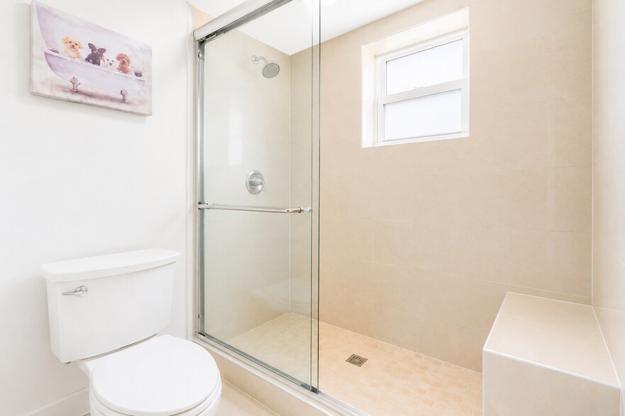 More Photos Of 2400 NW 16th Street Rd, Miami Apartments For Sale