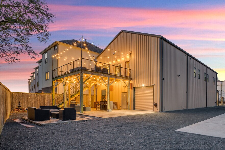 More Photos Of 4119 Allen St, Houston Office For Sale