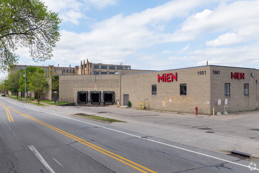 More Photos Of 1661 Monroe Ave NW, Grand Rapids Manufacturing For Sale