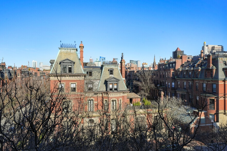 More Photos Of 164 Marlborough St, Boston Dormitory For Sale