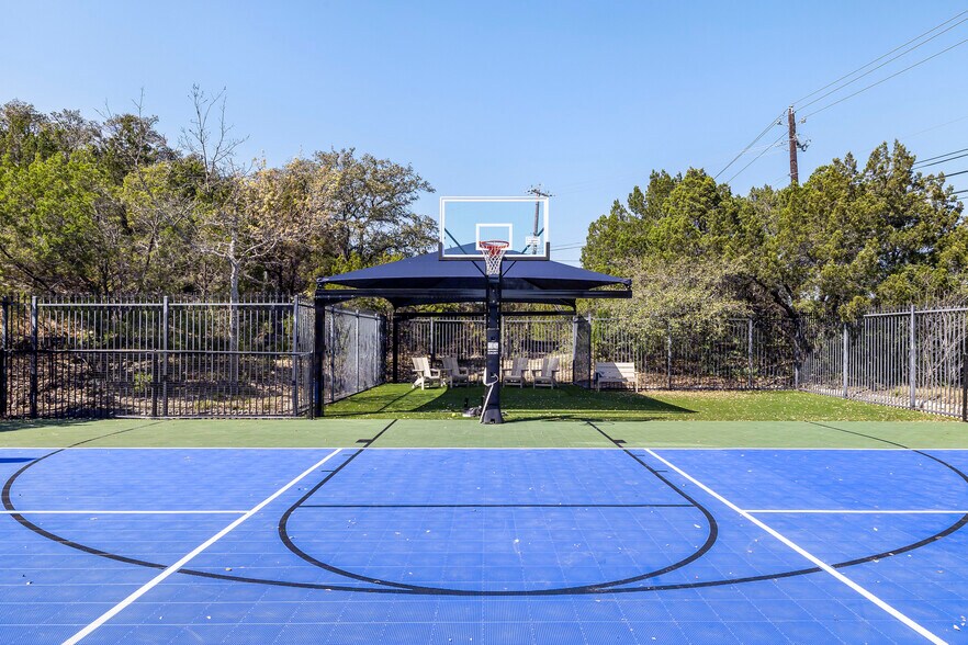 More Photos Of 912 Capital Of Texas Hwy S, West Lake Hills Office For Lease