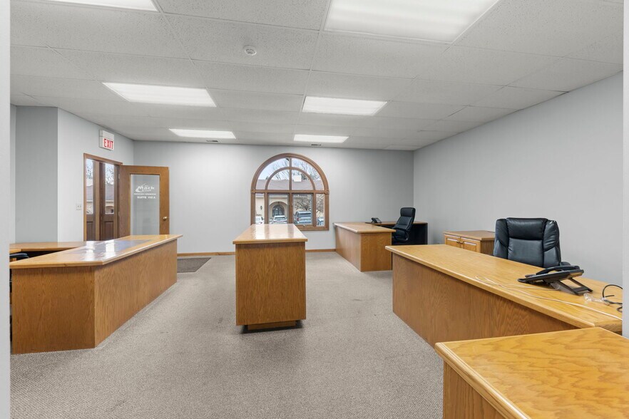 More Photos Of 1754 N Washington St, Naperville Medical For Sale
