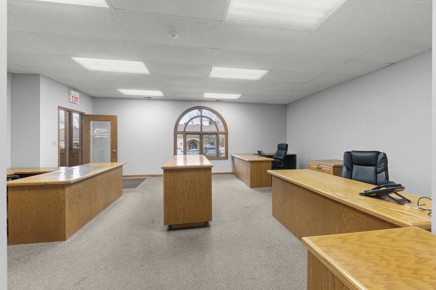 More Photos Of 1754 N Washington St, Naperville Medical For Sale