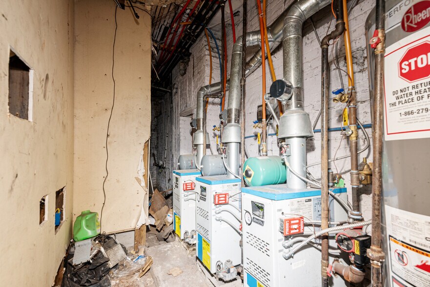 More Photos Of 121 Lembeck Ave, Jersey City Multifamily For Sale