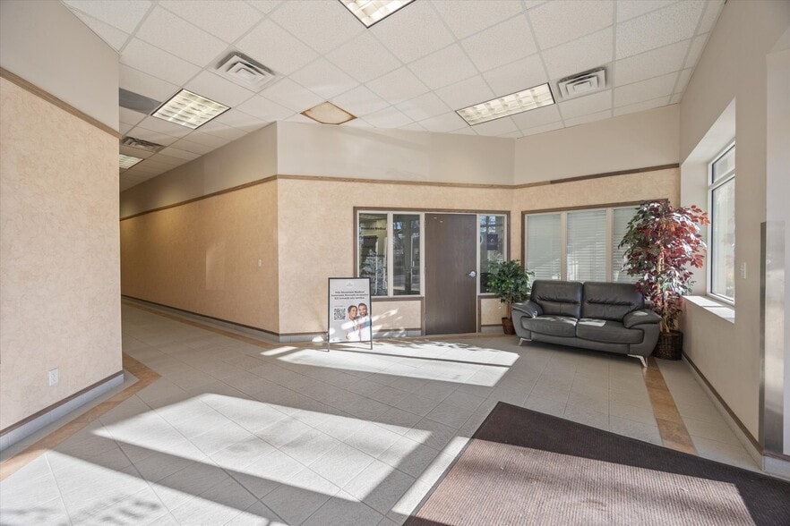 More Photos Of 750 S Main St, Bountiful Loft Creative Space For Lease