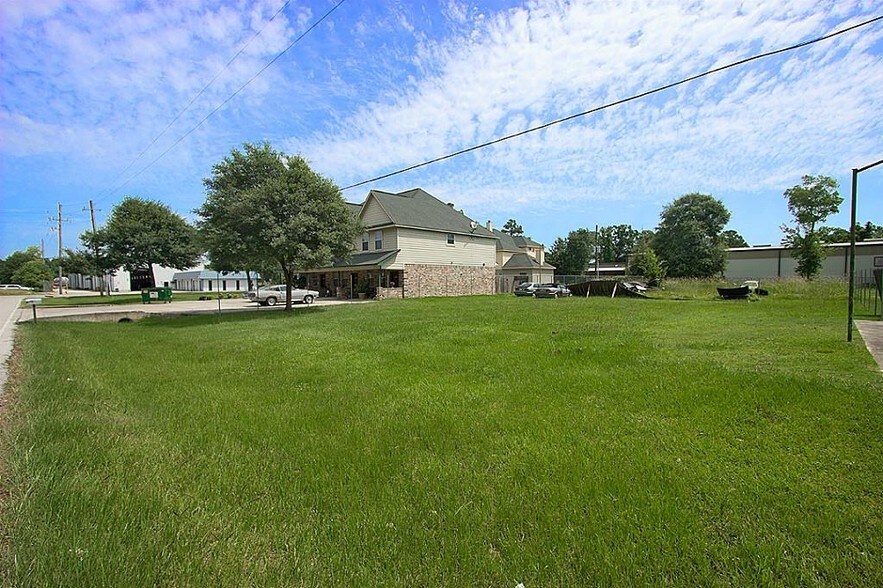 More Photos Of 4406 Theiss Rd, Humble Flex For Lease