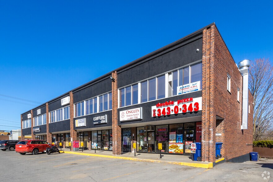 More Photos Of 3505-3533 Boul de la Concorde E, Laval Storefront Retail Office For Lease