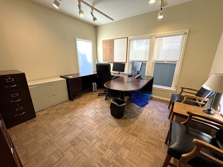 More Photos Of 1660-1664 Downing St, Denver Office For Sale