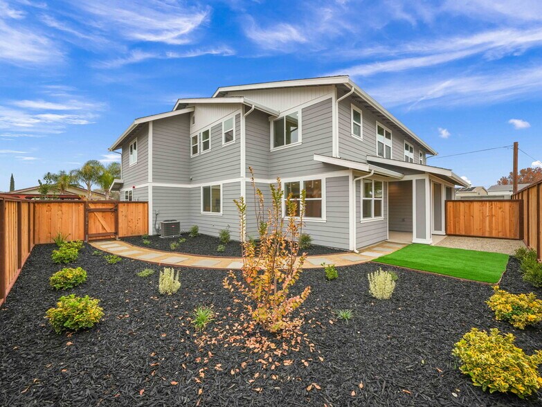 More Photos Of 3030-3040 Byron Rd, Tracy Multifamily For Sale