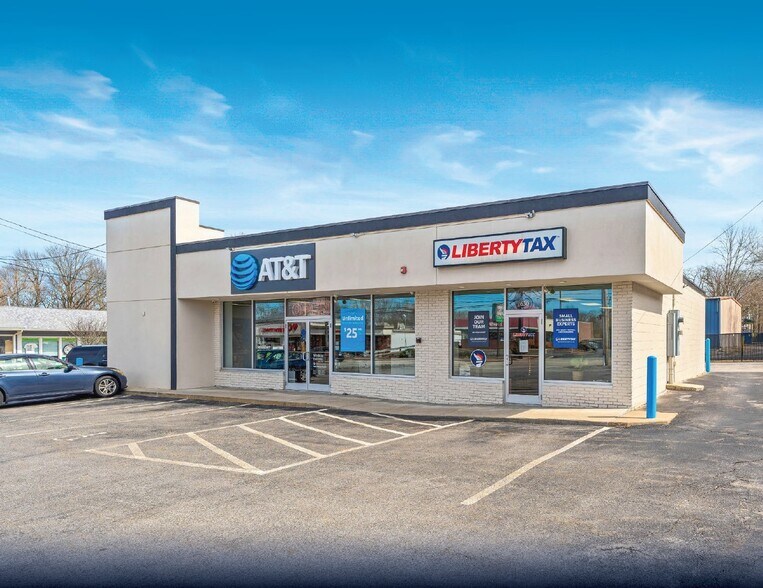 Primary Photo Of 630 Metacom Ave, Warren General Retail For Sale