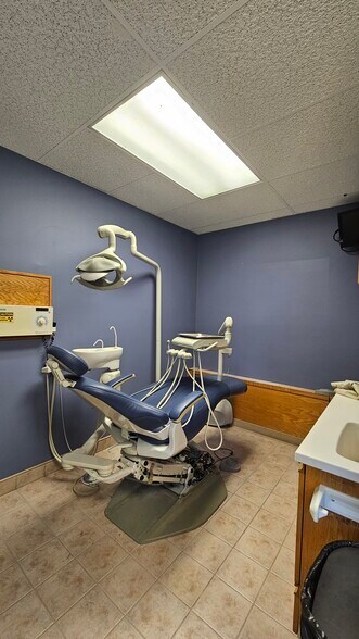 More Photos Of 350 S Main St, Cheshire Medical For Sale
